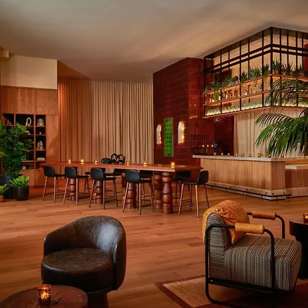 Hollywood Volume, A Tribute Portfolio Hotel